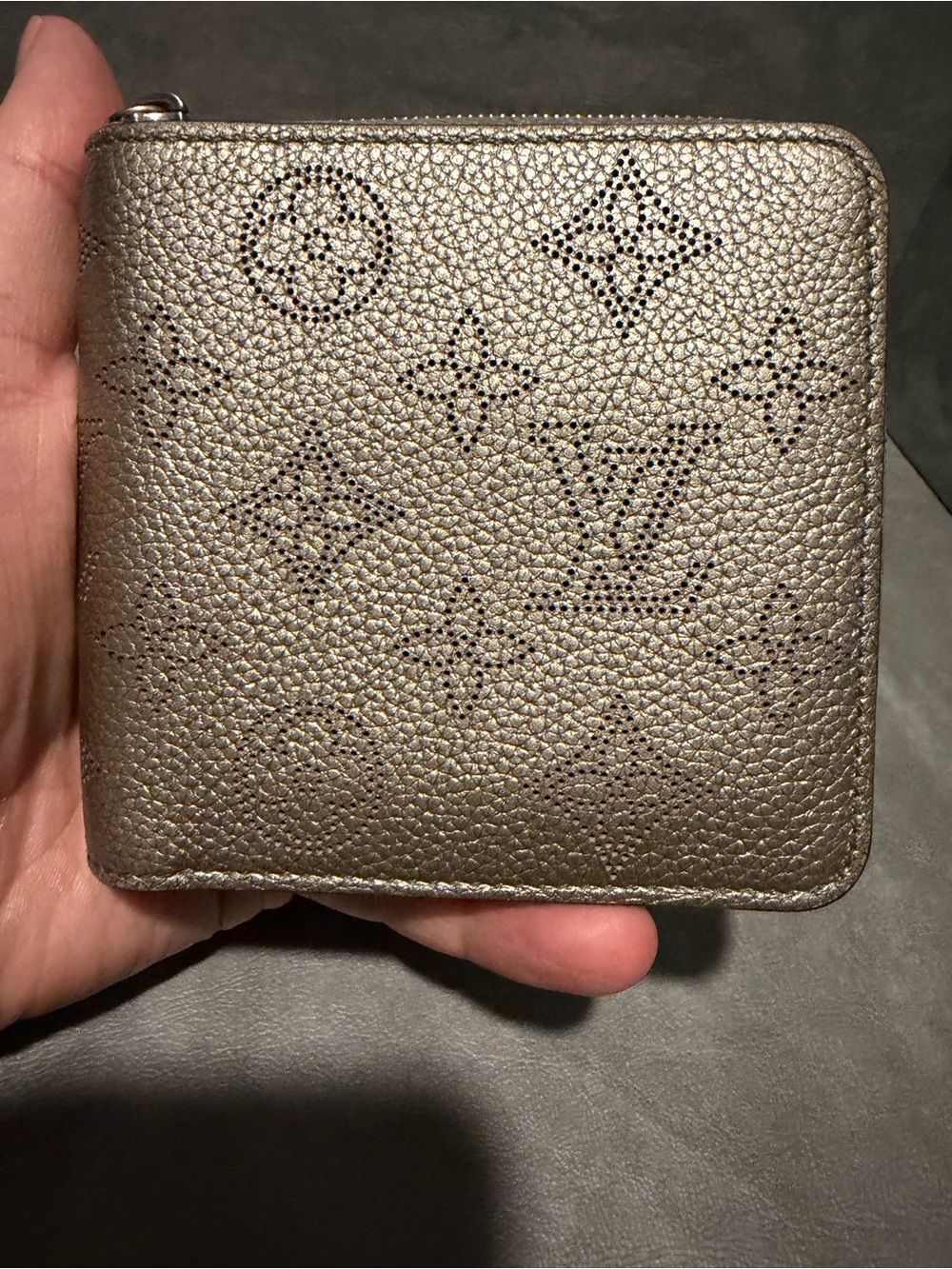 Louis Vuitton Perforated Mahina Leather Zippy Wallet - Metallic Silver Taupe